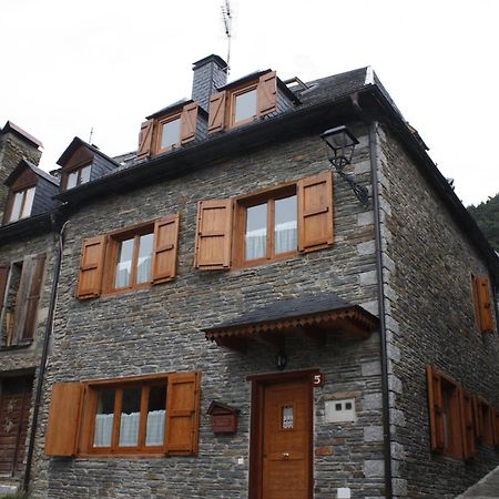 Apartamentos Valle De Aran Mont Buitenkant foto