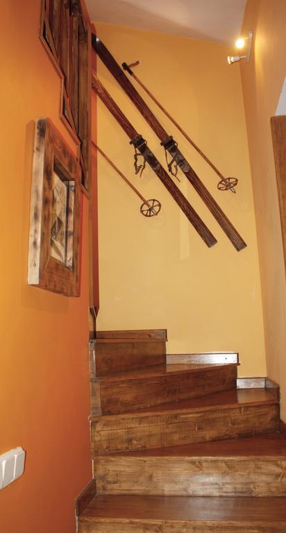 Apartamentos Valle De Aran Mont Buitenkant foto