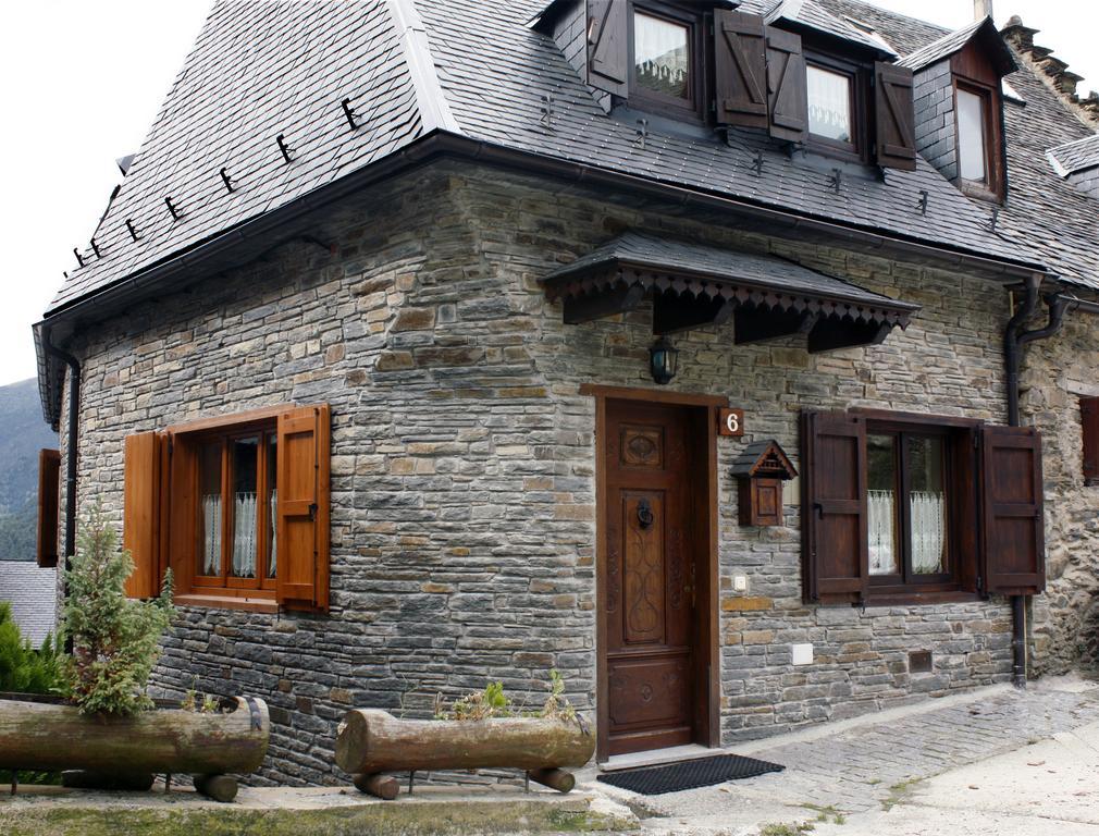 Apartamentos Valle De Aran Mont Buitenkant foto