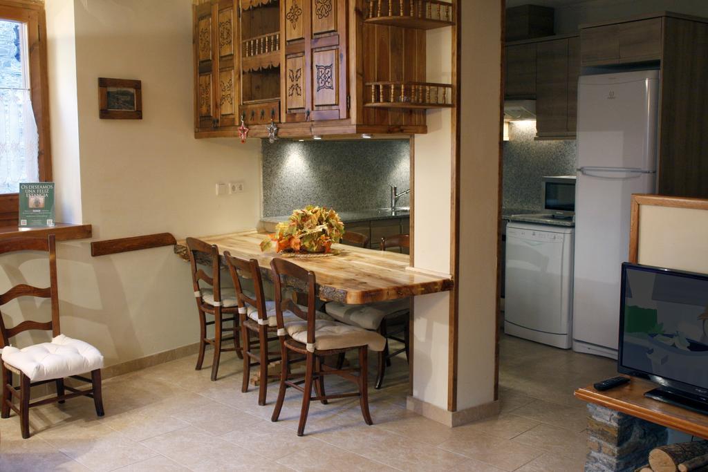 Apartamentos Valle De Aran Mont Buitenkant foto